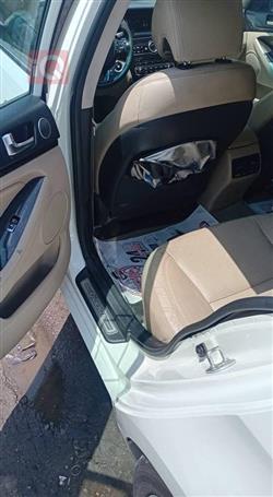Kia Cadenza
